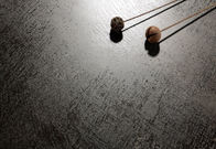 간단한 스페인 착용할 수 있는 윤이 나는 현대 도자기 타일 매트 검정 녹에 의하여 윤이 나는 세라믹 부엌 바닥 도와